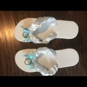 Just married, flip flops, size 8, new